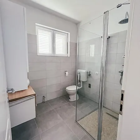 Happy Apartment Sukošan