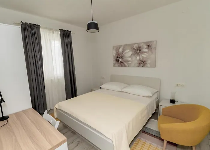 アパート Happy *